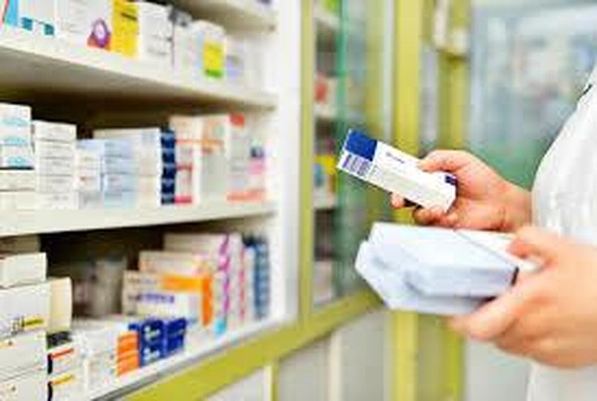 واکسن آنفلوانزا از هفته آینده در داروخانه‌ها / جهش قیمت به مرز ۱ میلیون تومان
