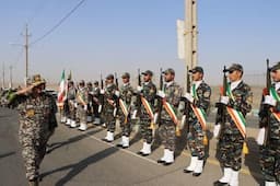 بازدید امیر سرتیپ صباحی‌فرد از گروه پدافند هوایی فردو قم