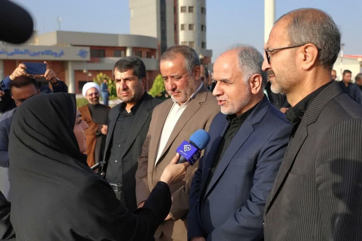 وزیر دادگستری در فرودگاه بین المللی شهید کاوه بیرجند :معیشت مردم در اولویت دولت قرار دارد