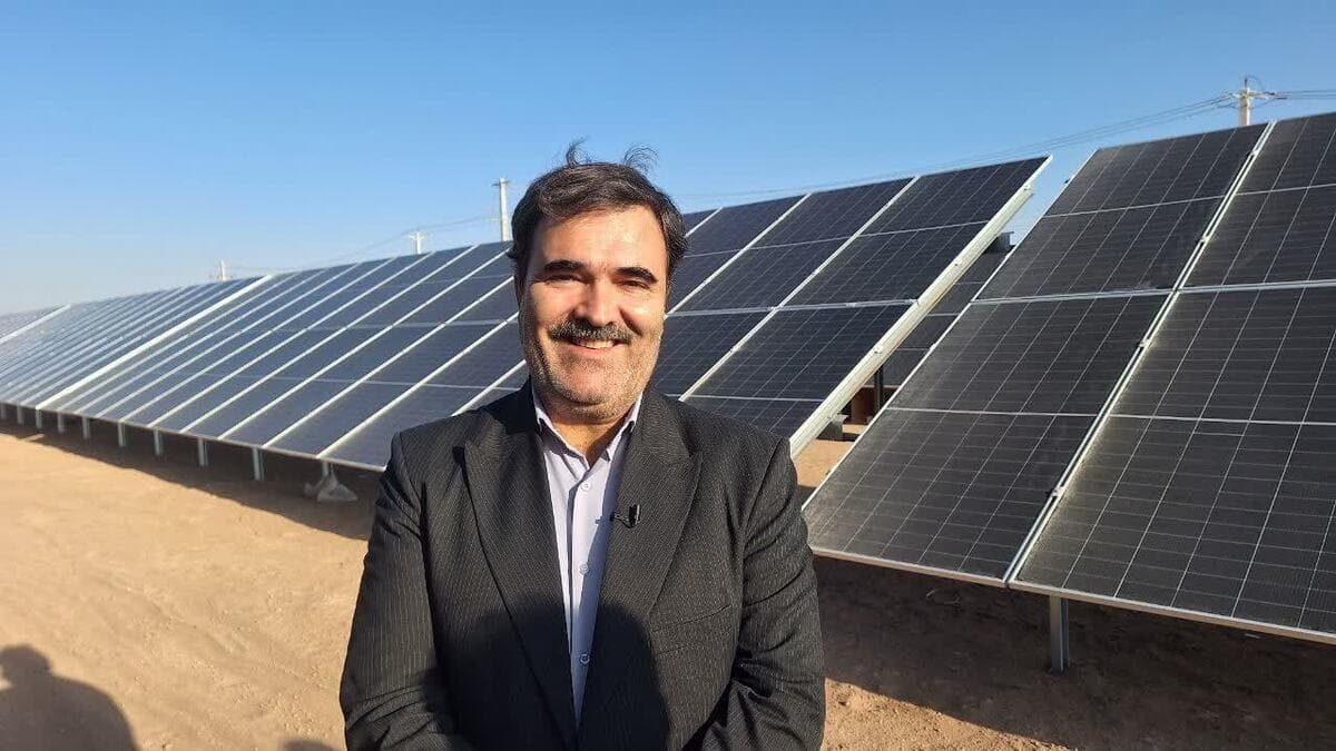 ۱۲ مگاوات انرژی خورشیدی در هفته دولت به بهره برداری رسید 