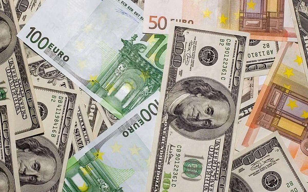 قیمت دلار و یورو در مرکز مبادله ایران؛ پنجشنبه ۶ شهریور