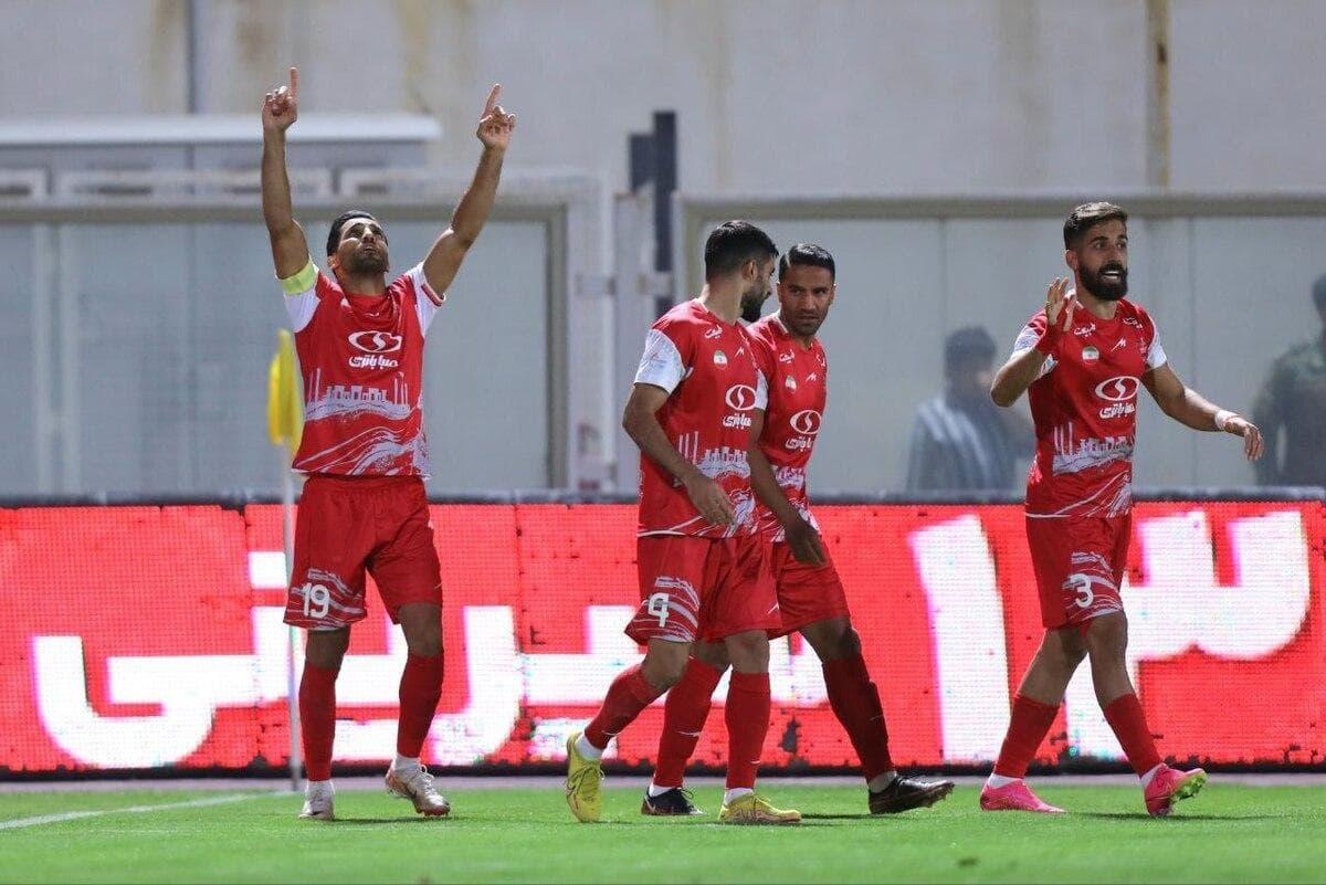 وحید امیری اشک پرسپولیسی ها را در آورد!