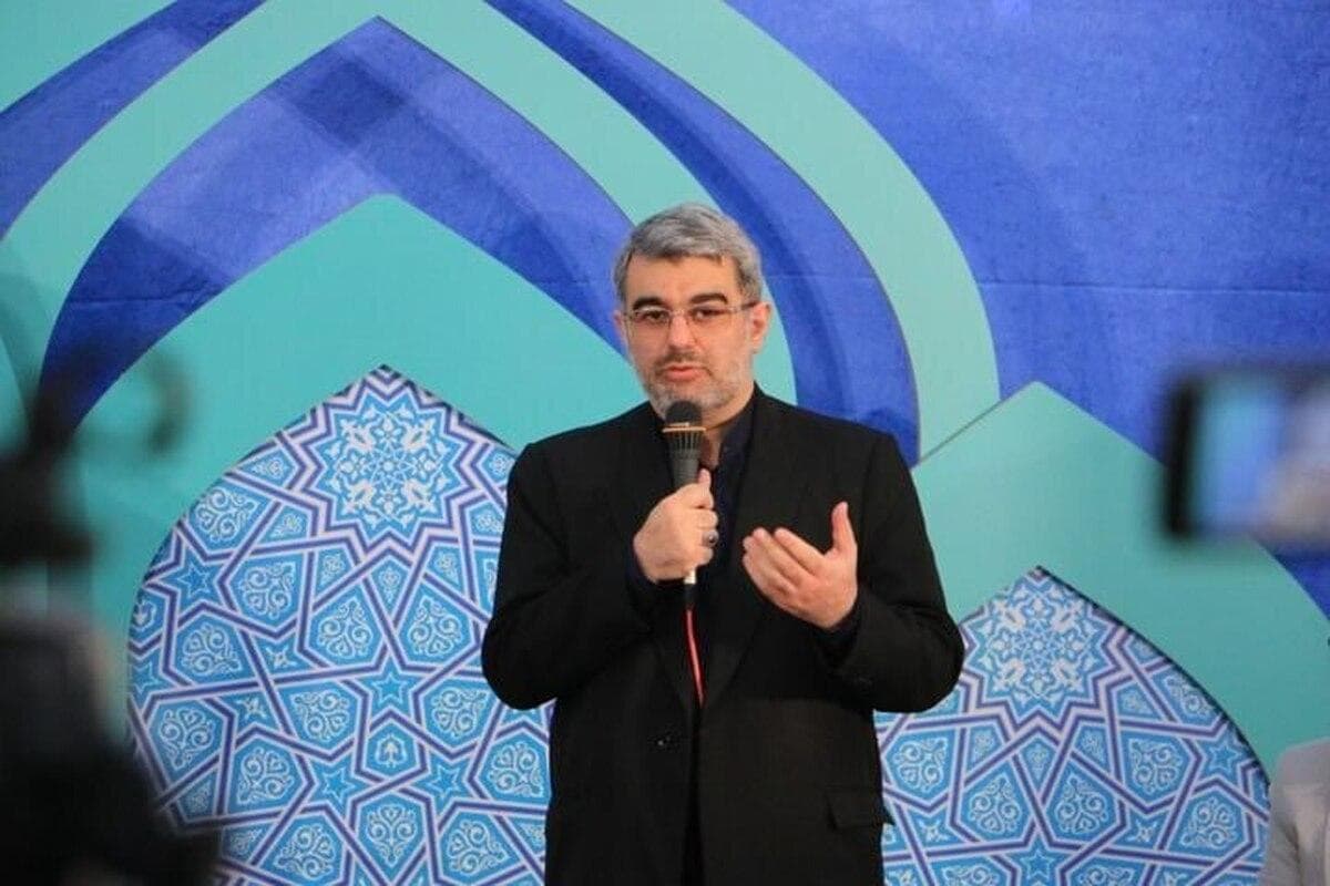 تربیت حافظان و قاریان قرآن به رشد معنویت و فضائل اخلاقی و فرهنگی کشور کمک می‌کند