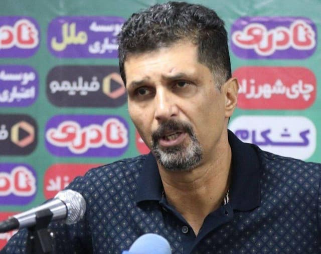 حسینی: تراکتور بهترین تیم ایران است و نباید مقابل آنها اشتباه کنیم