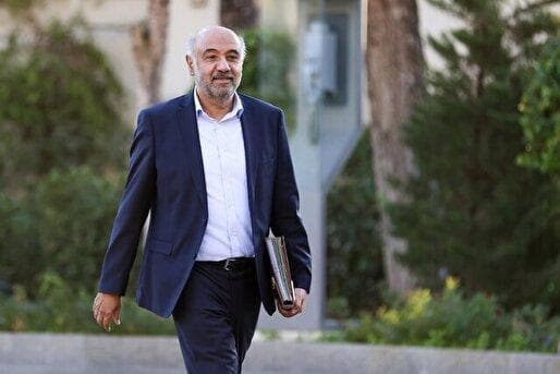 شهریور ماه یارانه ۳ دهک را حذف خواهیم کرد