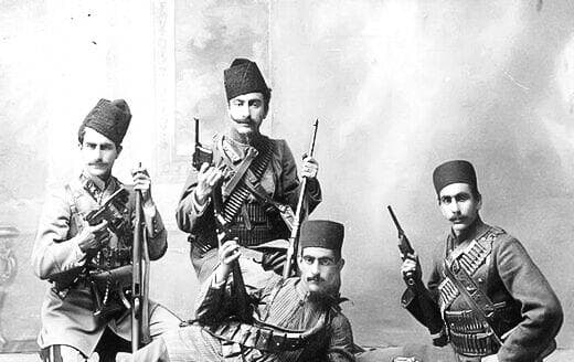 ‌بازیگران سیاست بر سریر خون