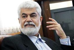 پزشک با درآمد ۱۴ میلیونی زیرمیزی می گیرد