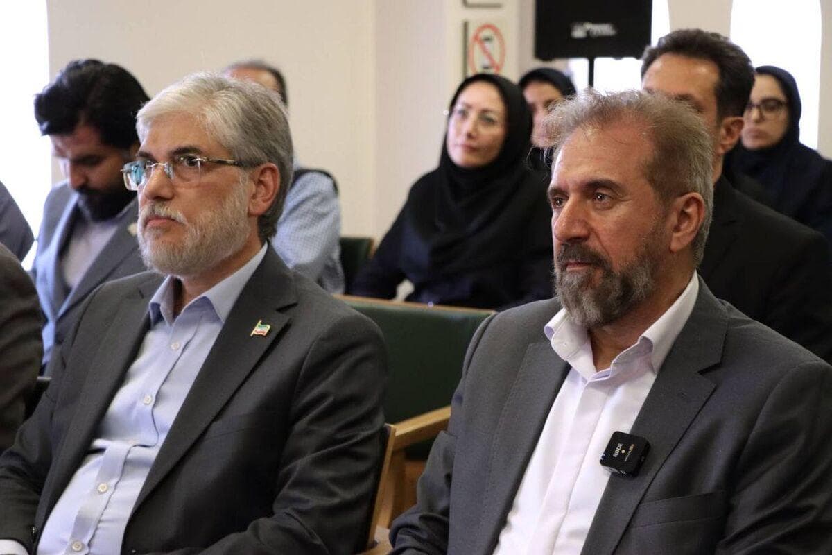 نور علم از بارگاه رضوی؛ دسترسی رایگان به گنجینه‌های دانش جهان در موقوفه ملک