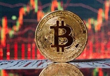 سقوط بیت‌کوین پس از ثبت رکورد ۱۲۴ هزار دلار