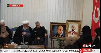 دیدار حجت‌الاسلام گلپایگانی و سرلشکر موسوی با خانواده‌ شهدای اقتدار + فیلم