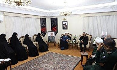 سرلشکر موسوی: ما که باقی ماندیم باید قدردان شهدا باشیم