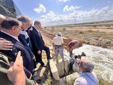 برداشت میگو در گلستان با حضور وزیر جهادکشاورزی آغاز شد