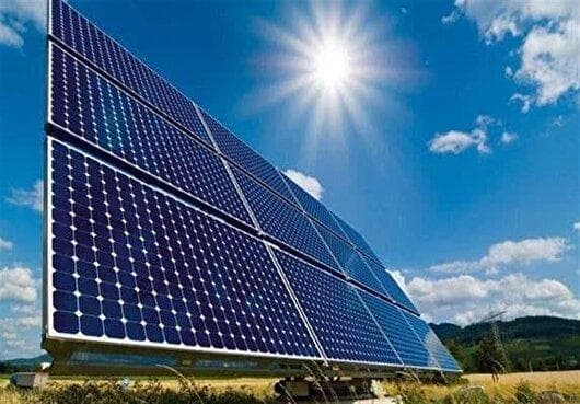 آغاز عملیات اجرایی ۸ نیروگاه خورشیدی ۳ مگاواتی در فارس