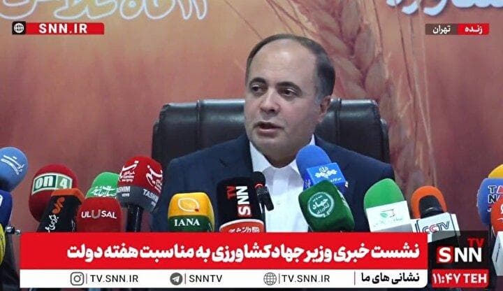 رشد بخش کشاورزی از منفی ۲.۱۴ به مثبت ۳.۲ درصد رسید/ گرمای هوا؛ دلیل افزایش قیمت مرغ