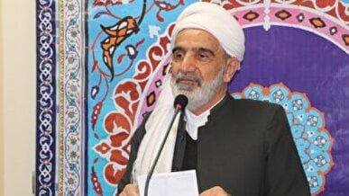 امام جمعه سنندج: وحدت و انسجام در کردستان مثال‌زدنی و قابل تقدیر است
