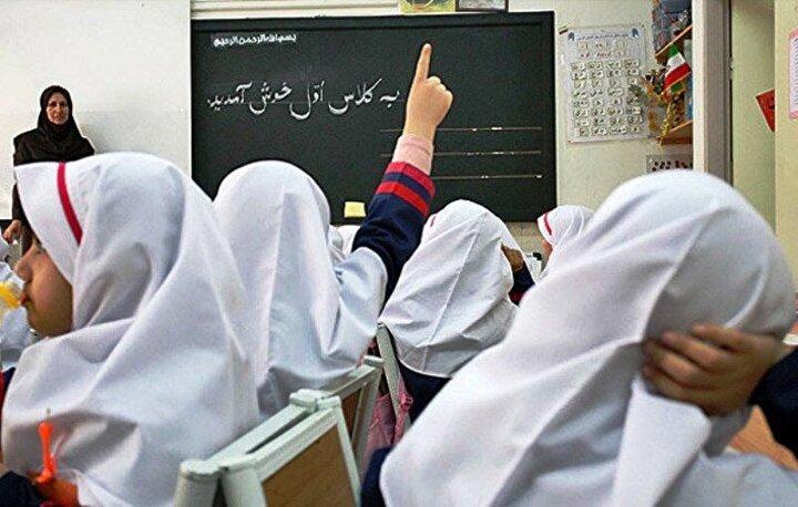خانواده هایی که پشد در سامانه ها ماندند/ دردسرهای کلاس اولی ها برای ثبت نام مدارس