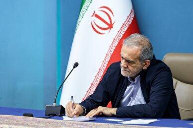 پزشکیان قهرمانی تیم ملی کشتی آزاد کشورمان را تبریک گفت
