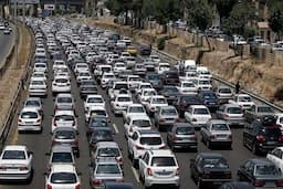 ماجرای بسته‌شدن جاده فیروزکوه توسط چند خودروی لاکچری چه بود؟