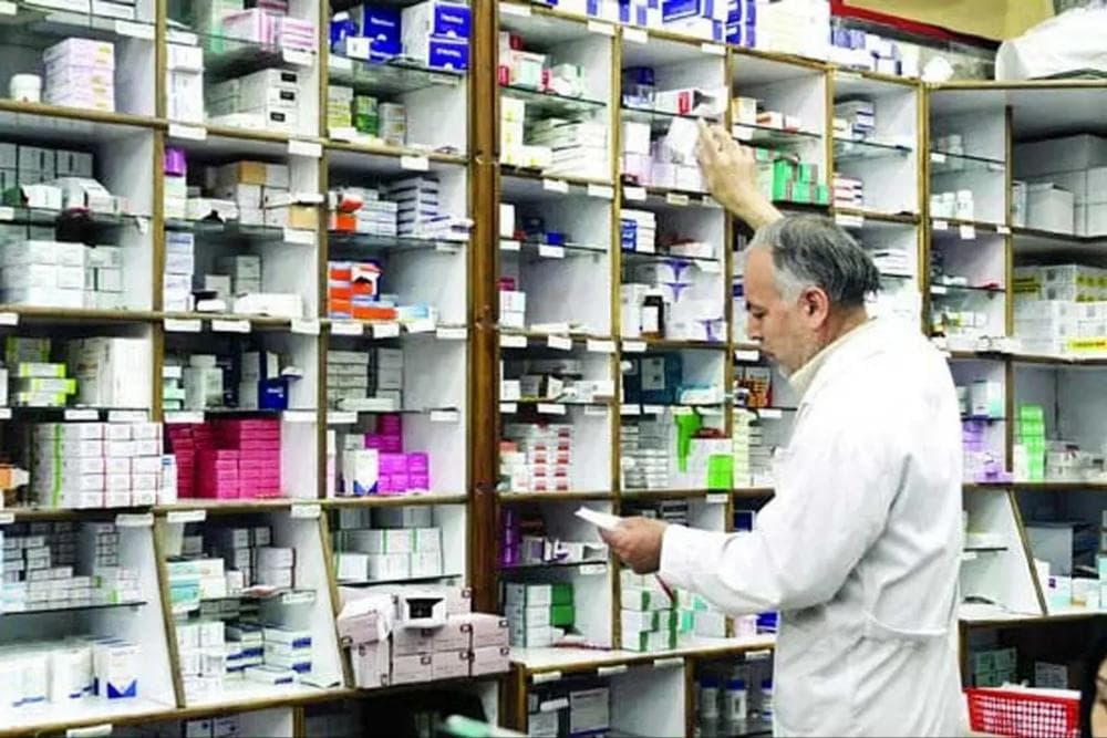 زنگ خطر در نظام سلامت؛ 80 درصد داروخانه‌ها در معرض ورشکستگی