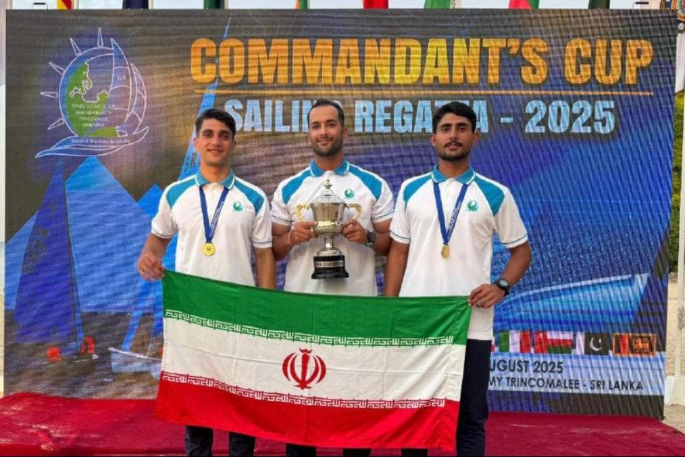 قهرمانی تیم قایقرانی نیروی دریایی ارتش کشور در سریلانکا