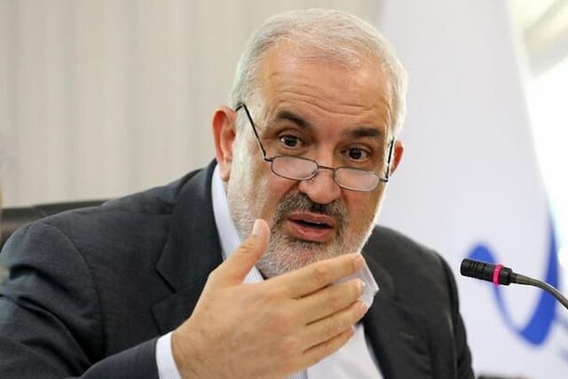 وزیر نیرو: امیدواریم با تدابیر جدید، تنش‌های آبی به حداقل برسد