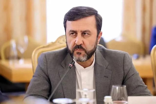 غریب آبادی: روسیه، چین و پاکستان با بازگشت تحریم‌ها علیه ایران مخالف هستند