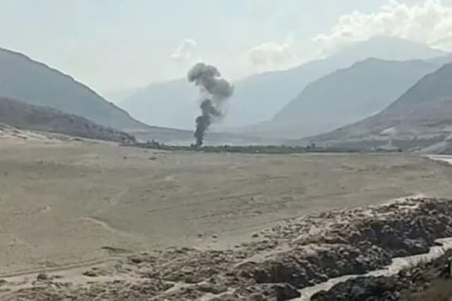 5 کشته در سقوط بالگردی در پاکستان