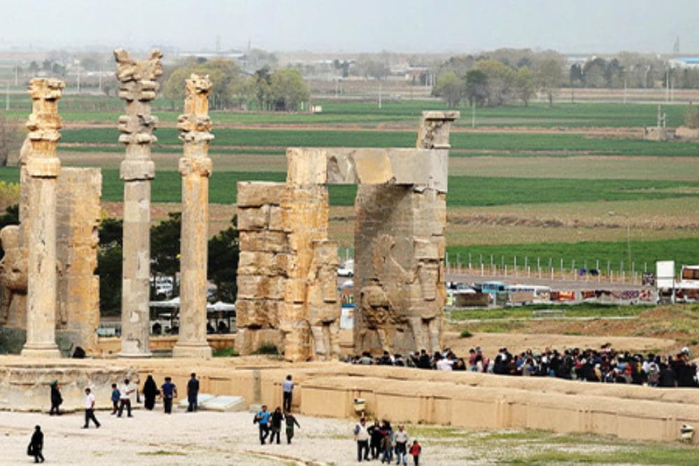 اجرای ویژه ارکستر ملی فیلارمونیک ارمنستان در تخت‌جمشید
