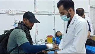 خدمت‌رسانی شبانه‌روزی جهادگران سلامت شیراز به زائران اربعین در کربلا و نجف +فیلم