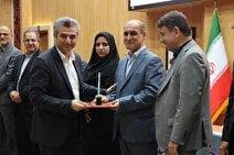 پست گیلان دستگاه برگزیده جشنواره شهید رجایی شد پست گیلان دستگاه برگزیده جشنواره شهید رجایی در امور زیربنایی و توسعه زیرساخت شد.