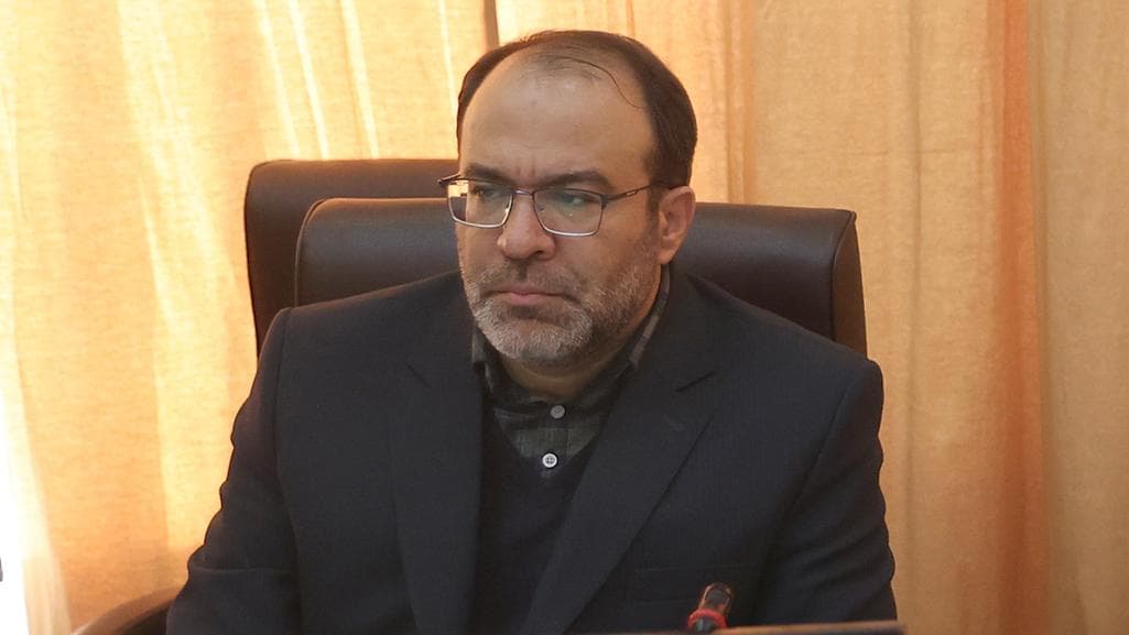 حضور طغیانی نماینده اصفهان در میز اقتصادی استان جهت حل مسائل پروژه ها و شهرک های صنعتی/ دیدار و گفت و گو با دهیاران حوزه انتخابیه پیرامون رفع مشکلات روستاها