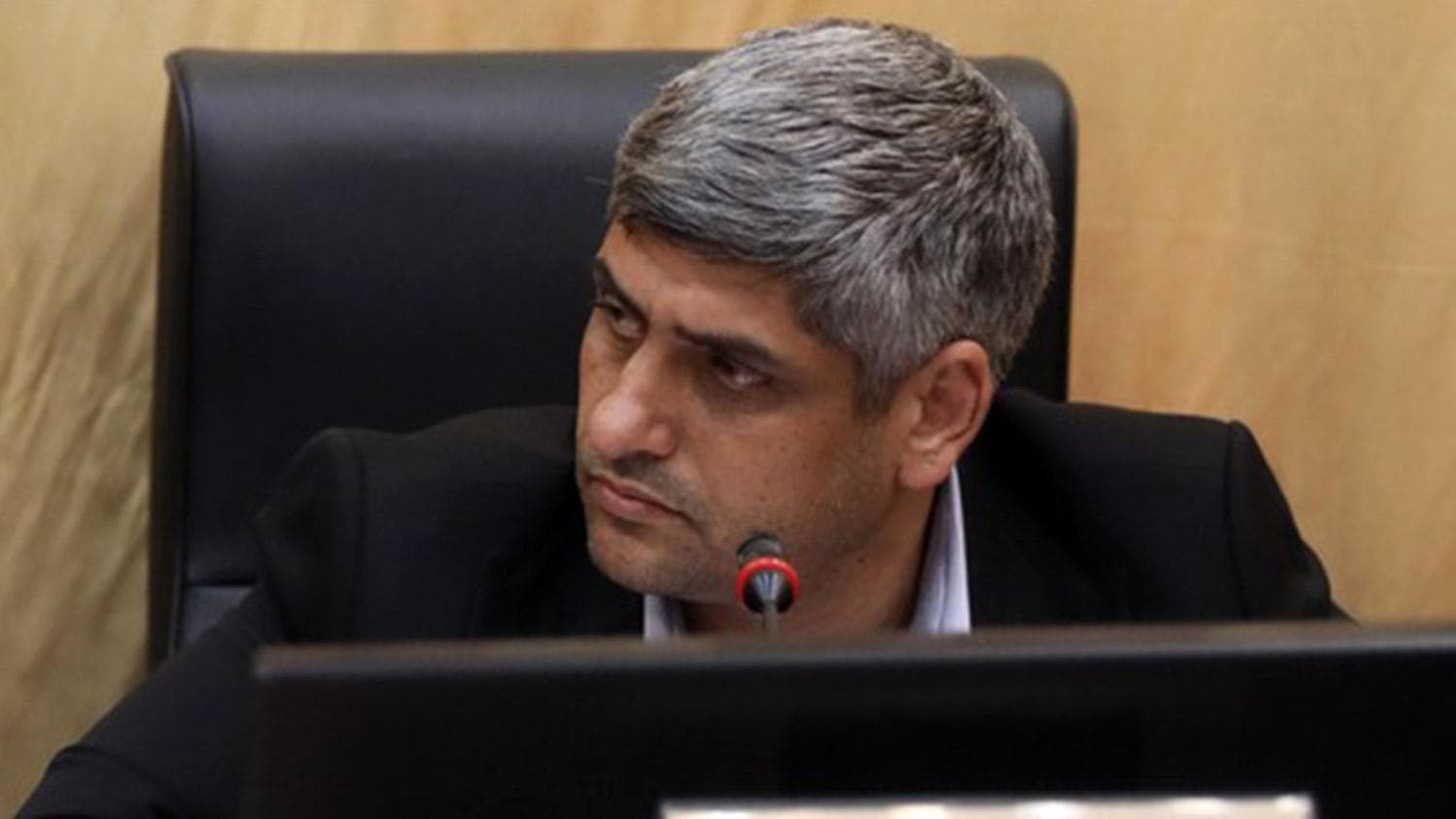 قیر پروژه‌‎های عمرانی تا پیش از فصل سرما توزیع شود