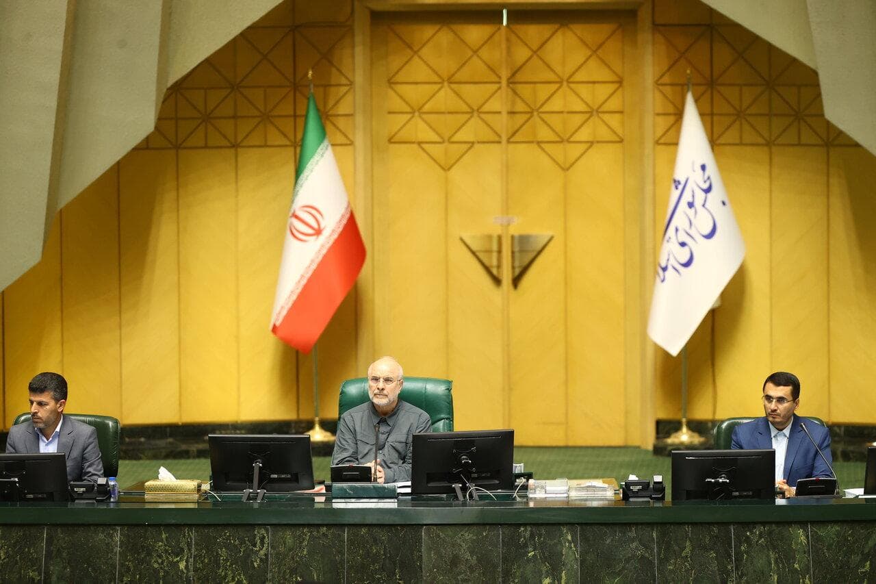 موضوع اخراج 3 هزار نفر افراد به‌کارگیری شده در دولت قبل را پیگیری می‌کنیم