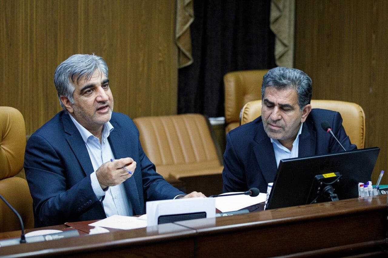 حل نیمی از مشکلات بیمه کارگران ساختمانی با شیوه‌نامه جدید وزارت کار/ آمار دقیقی از کارگران ساختمانی کشور وجود ندارد