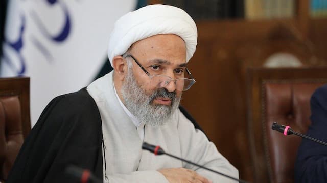 پیگیری کمیسیون اصل نود از ابهام در شفافیت منابع مالی و پرداخت حقوق سربازی/ افزایش ۳ میلیونی حقوق ماهیانه سربازان در سال جاری
