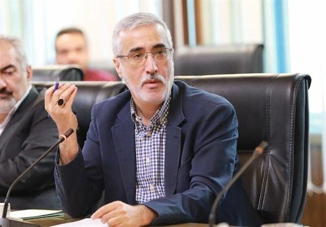 برندگرایی در تجویز دارو؛ چالشی برای بیماران خاص