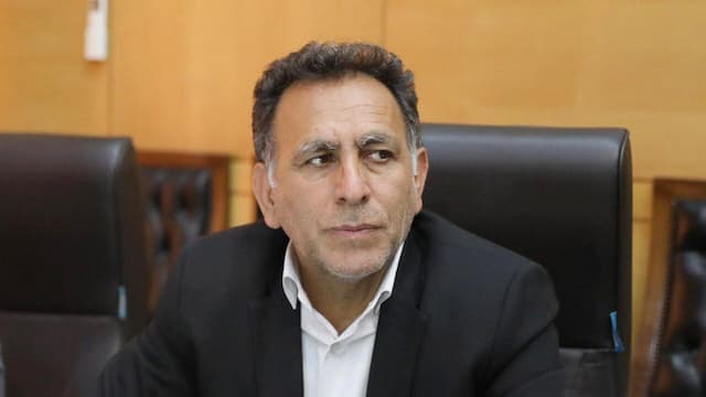 انتقاد نماینده خرم آباد در مجلس از واگذاری پروژه‌ها به خارج از استان/ماشین‌سازی لرستان؛ اعتبار بین‌المللی در صنعت کشور