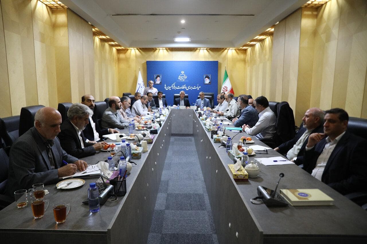 نشست یکشنبه ۱۶ شهریور فراکسیون نظارت بر صنعت آب و برق کشور