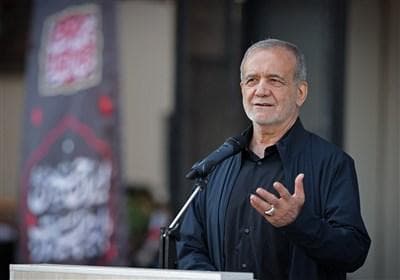 انتقاد رئیس جمهور از هدررفت 700 میلیون دلار گاز مشعل/ مدیر پروازی به درد نمی‌خورد