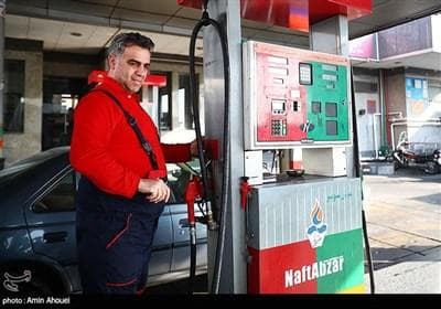 60 لیتر بنزین سهمیه شهریور امشب شارژ می‌شود