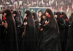 چند بانو بین آزادگان ایرانی بودند؟