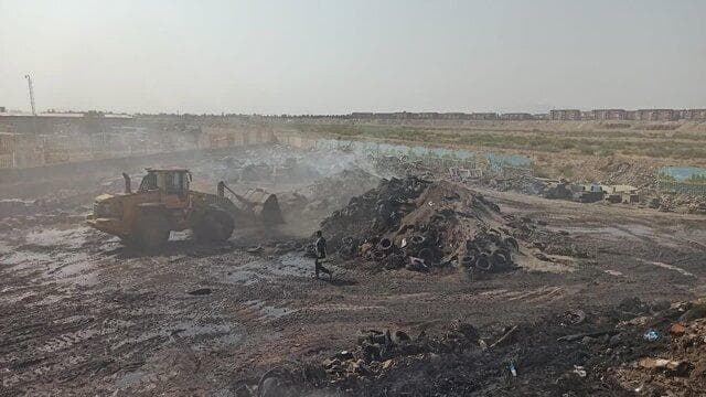 آتش‌سوزی در میدان آذربایجان تبریز مهار شد
