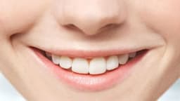 آدامس بدون قند، نوشدارویی برای بوی ناخوشایند دهان؟