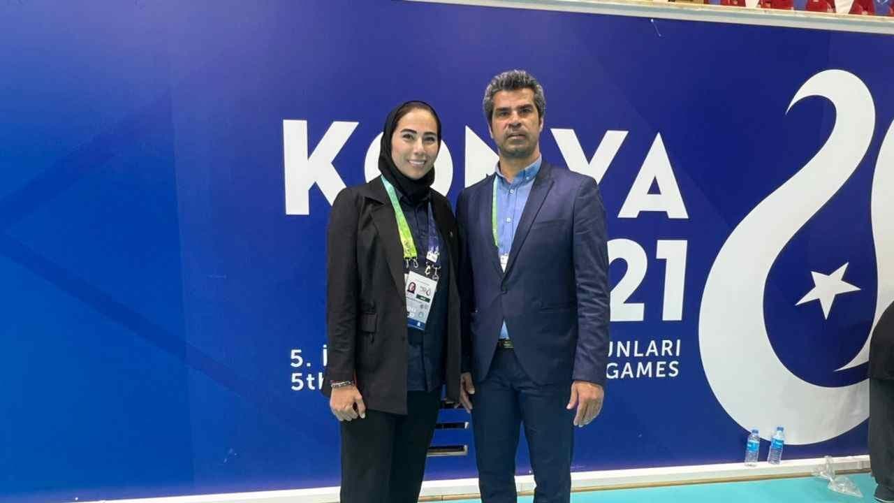 هادی ساعی: خواهرم بهترین مربی آسیا است؛ هرکسی رزومه‌ای بهتر از او دارد، جلو بیاید!