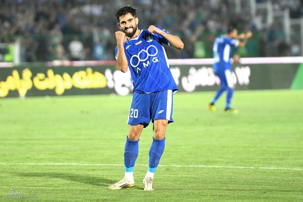 یکی از ملی‌پوشان استقلال به تهران برمی‌گردد