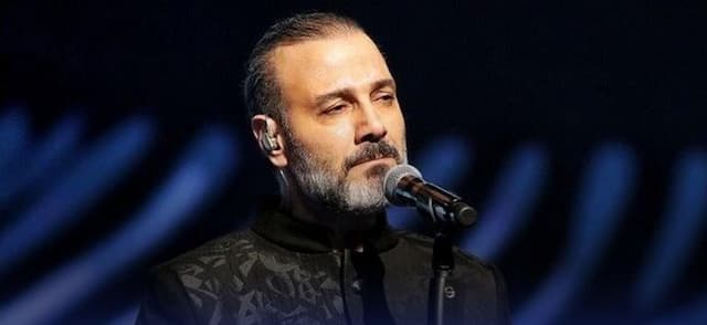 پرمخاطب‌ترین خواننده تاریخ موسیقی ایران مشخص شد | در آمد او چقدر است؟