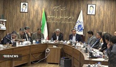 بررسی وضعیت طرح‌های عمرانی سنندج با حضور مسئولان
