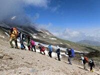 لزوم ایجاد محدودیت برای تعداد صعود کوهنوردان به سبلان