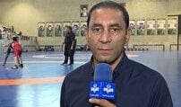 پهلوانک‌ها روی تشک کشتی