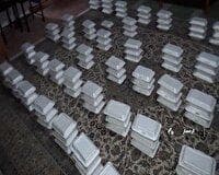 توزیع غذای گرم بین نیازمندان گرمسار